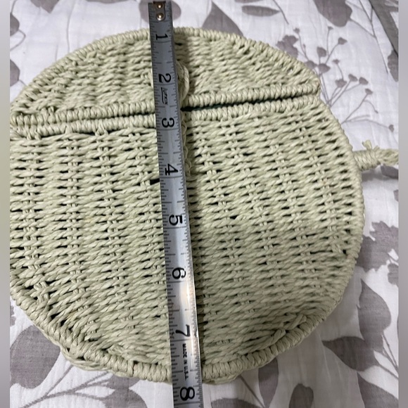 3 AM FOREVER women’s round green crossbody, fabric interior - Picture 13 of 17
